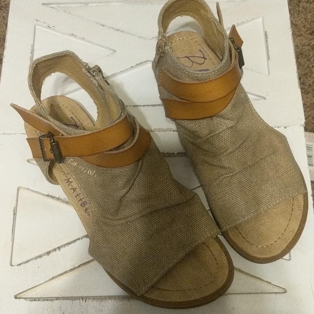 Sandals shoes casual, cute☀️